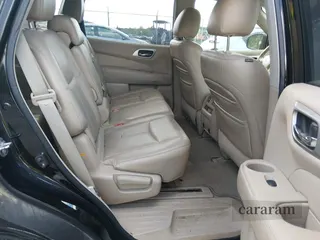 2013 Nissan Pathfinder Platinum