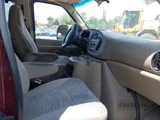 2004 Ford Econoline Passenger XL