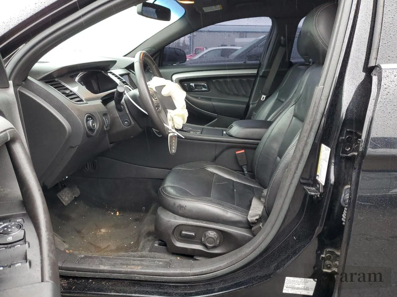 2017 Ford Taurus SEL