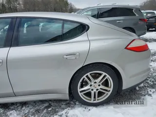 2012 Porsche Panamera