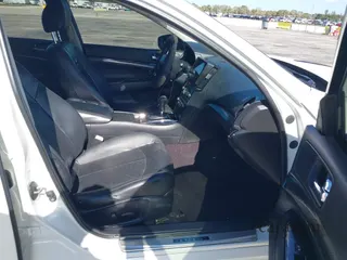 2013 Infiniti G37 Journey