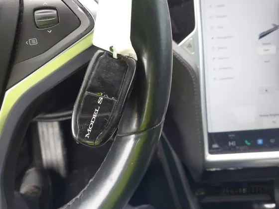 2016 Tesla Model S 90D