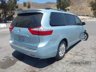 2016 Toyota Sienna XLE