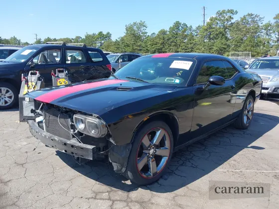 2013 Dodge Challenger SXT