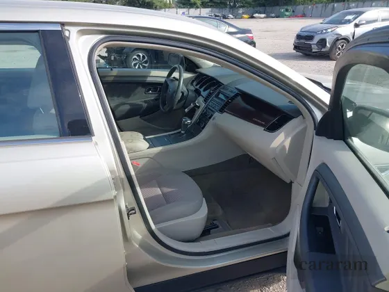 2011 Ford Taurus SEL