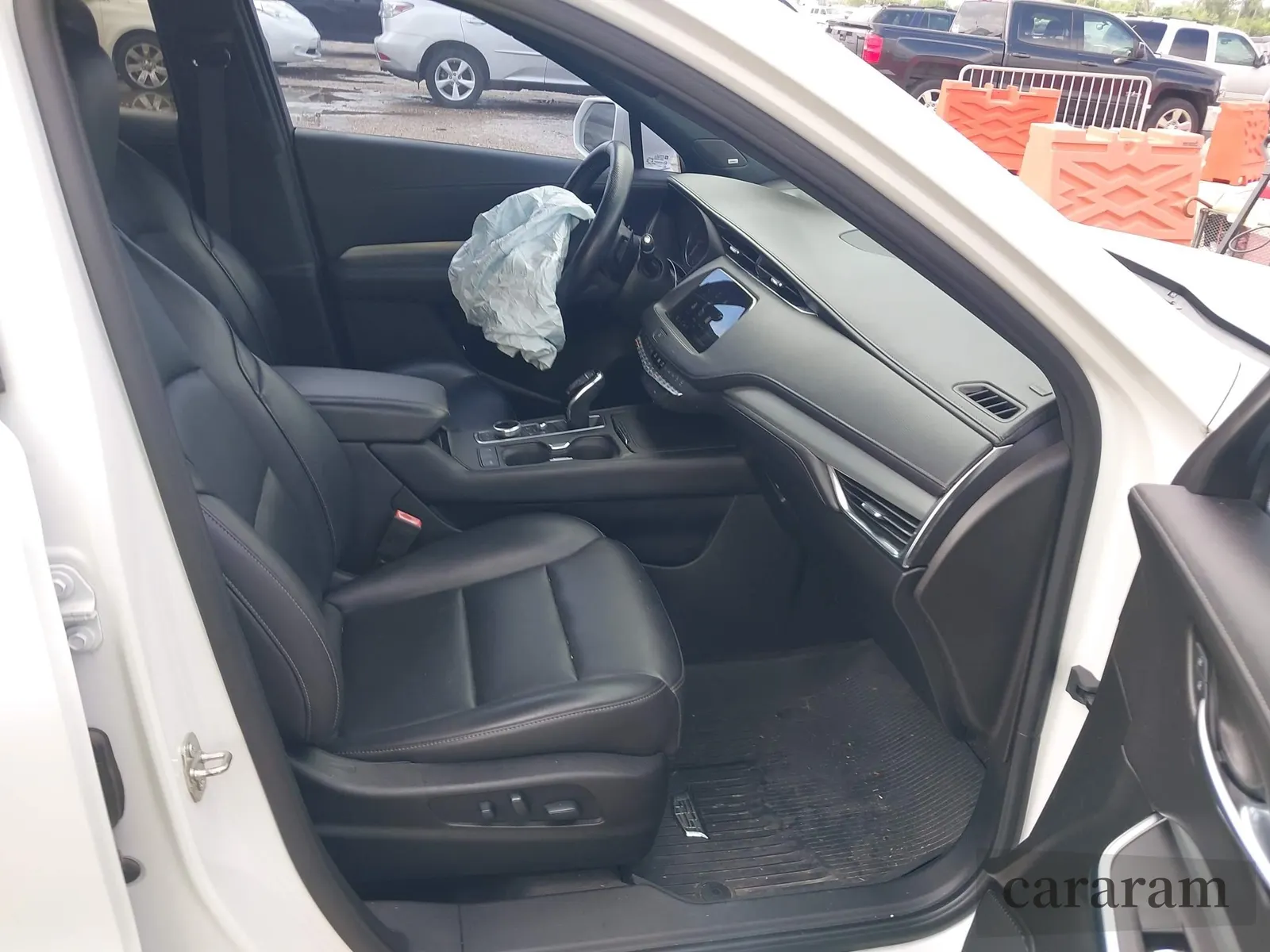 2020 Cadillac XT4 FWD Premium Luxury
