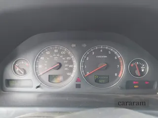 2005 Volvo XC70