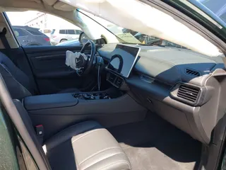 2023 VinFast VF 8 Eco