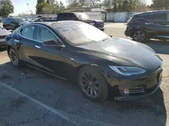 2020 Tesla Model S Long Range