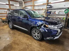 2017 Mitsubishi Outlander ES