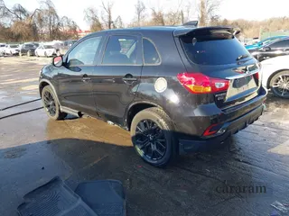 2018 Mitsubishi Outlander ES
