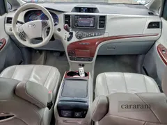 2014 Toyota Sienna XLE