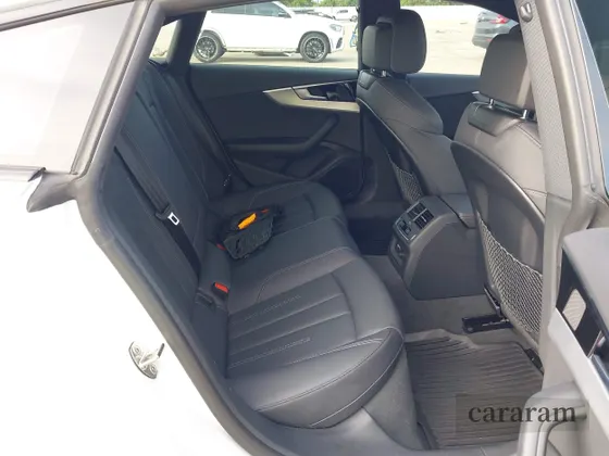 2025 Audi A5 Sportback S line Premium