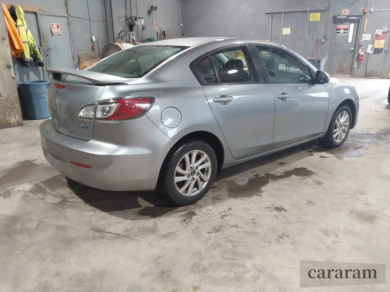 2013 Mazda 3 i Touring