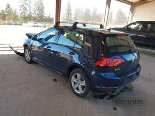2017 Volkswagen Golf S