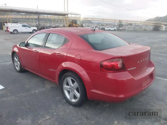 2013 Dodge Avenger SE