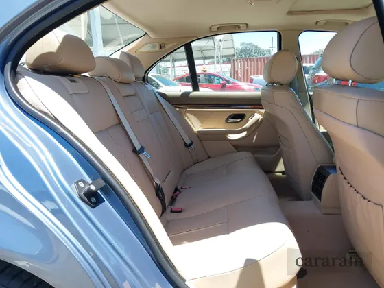 2002 BMW 5 Series 540i