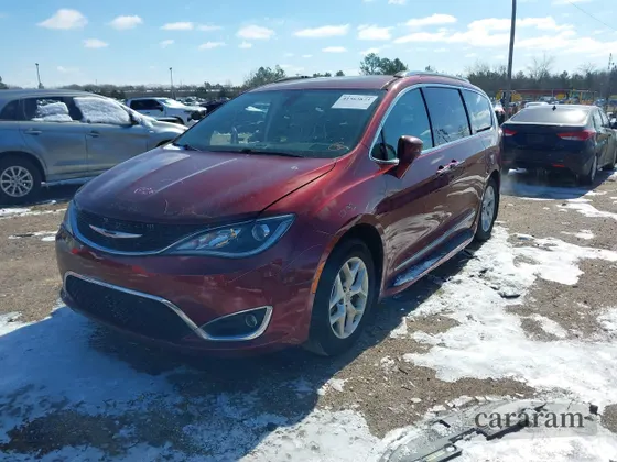 2018 Chrysler Pacifica Touring L Plus