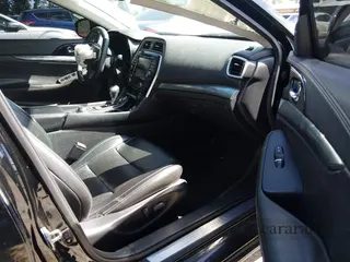 2020 Nissan Maxima SV