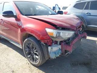 2019 Mitsubishi Outlander ES