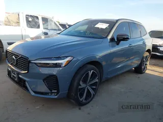 2022 Volvo XC60 R-Design