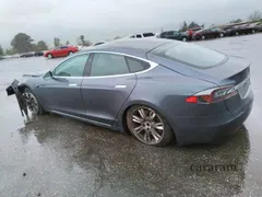 2020 Tesla Model S Long Range
