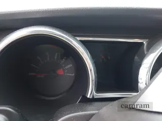 2005 Ford Mustang Deluxe