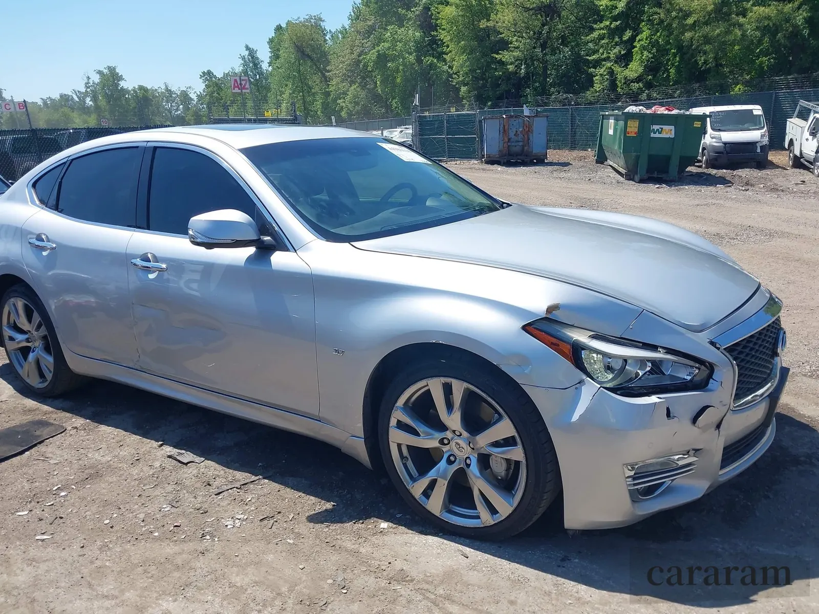 2015 Infiniti Q70