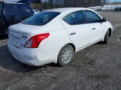 2012 Nissan Versa SL