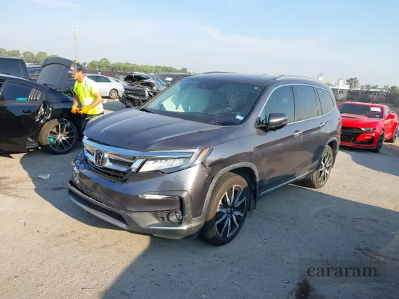 2022 Honda Pilot Touring 7-Passenger