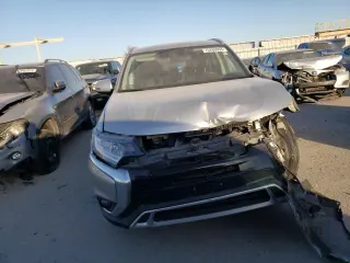 2020 Mitsubishi Outlander ES