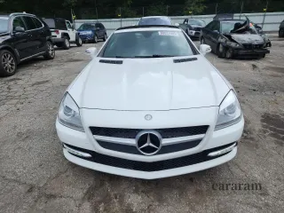 2016 Mercedes-Benz SLK 300