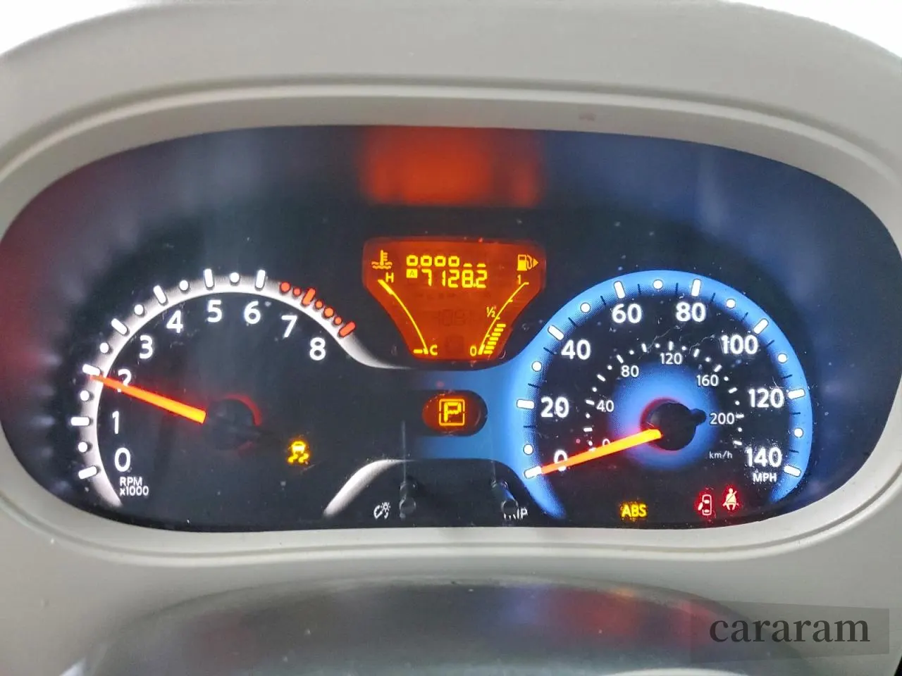 2013 Nissan Cube SL
