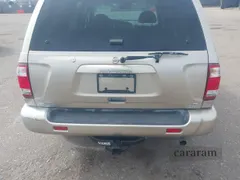 2003 Nissan Pathfinder SE