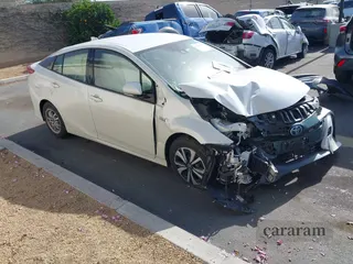 2017 Toyota Prius Plus