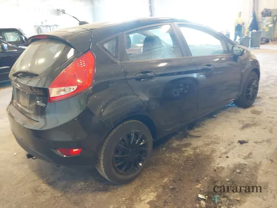 2013 Ford Fiesta SE