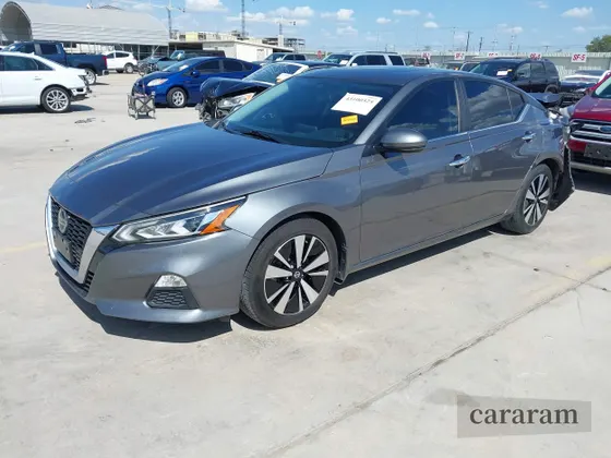 2021 Nissan Altima SV