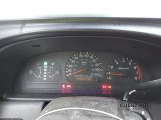 2000 Nissan Frontier XE