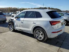 2023 Audi Q5 S line Premium