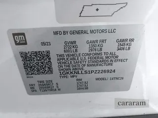 2023 GMC Acadia AT4