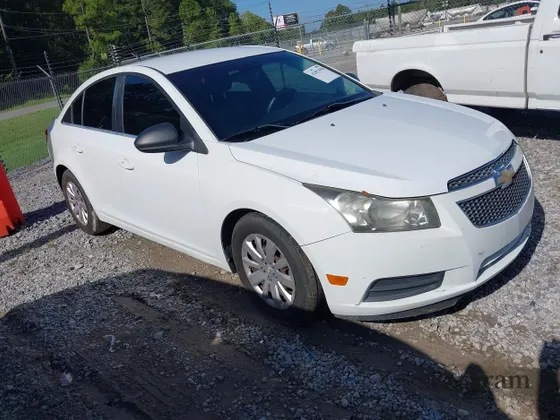 2011 Chevrolet Cruze LS