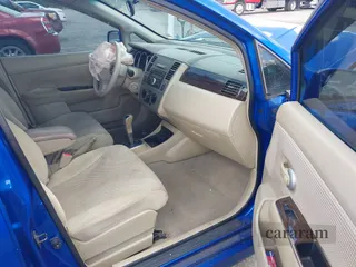 2011 Nissan Versa S