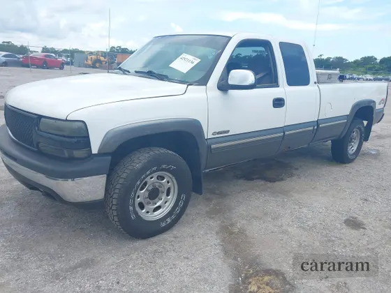 2000 Chevrolet Silverado 2500 LS