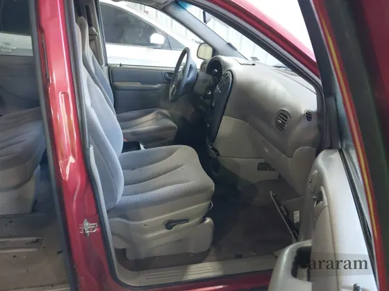 2003 Dodge Caravan SE