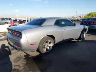 2015 Dodge Challenger SXT