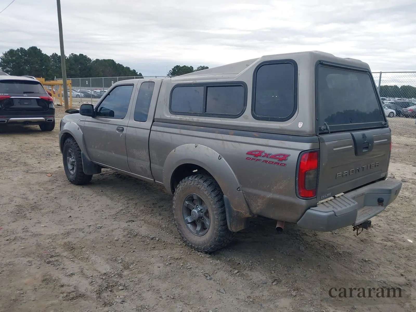 2004 Nissan Frontier XE Desert Runner