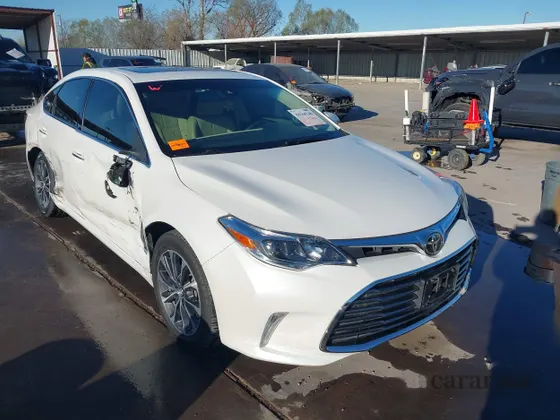 2018 Toyota Avalon XLE