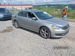 2014 Volkswagen Passat SE