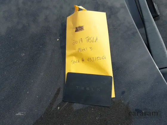 2019 Tesla Model 3 Mid Range