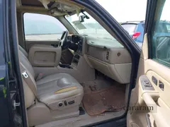 2004 Chevrolet Tahoe LS